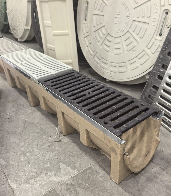 FK-3030-PK-CDE Polimer Kanal Ek Parçası 300x500x300 mm | C250/D400 ürün görseli